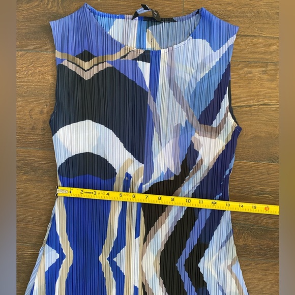 Ming Wang abstract pleated blue midi dress - Picture 10 of 13